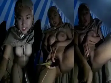 Mukenah Nakal Colok Puas Becek